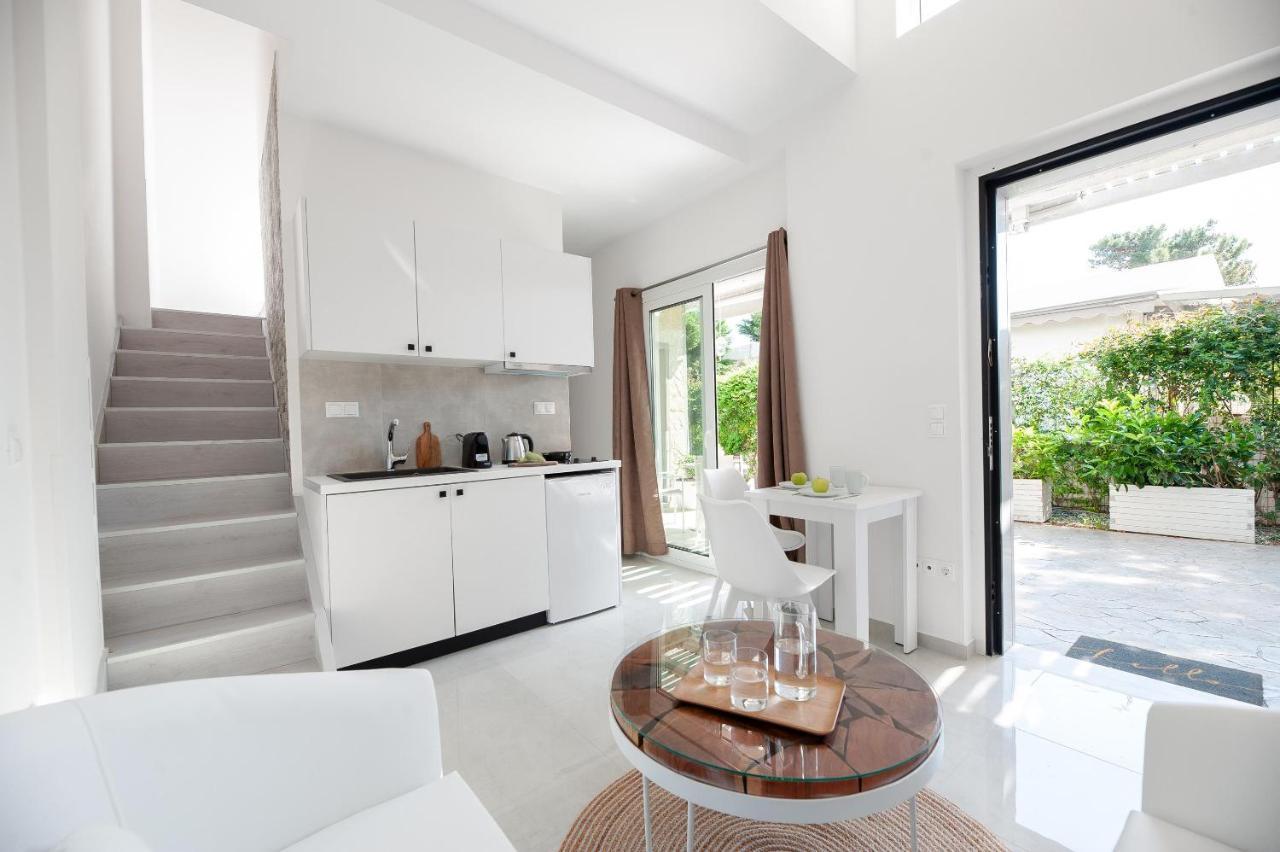 Alekos Luxury Suites Free 24H Transportation From - To Airport Artemida  Eksteriør billede