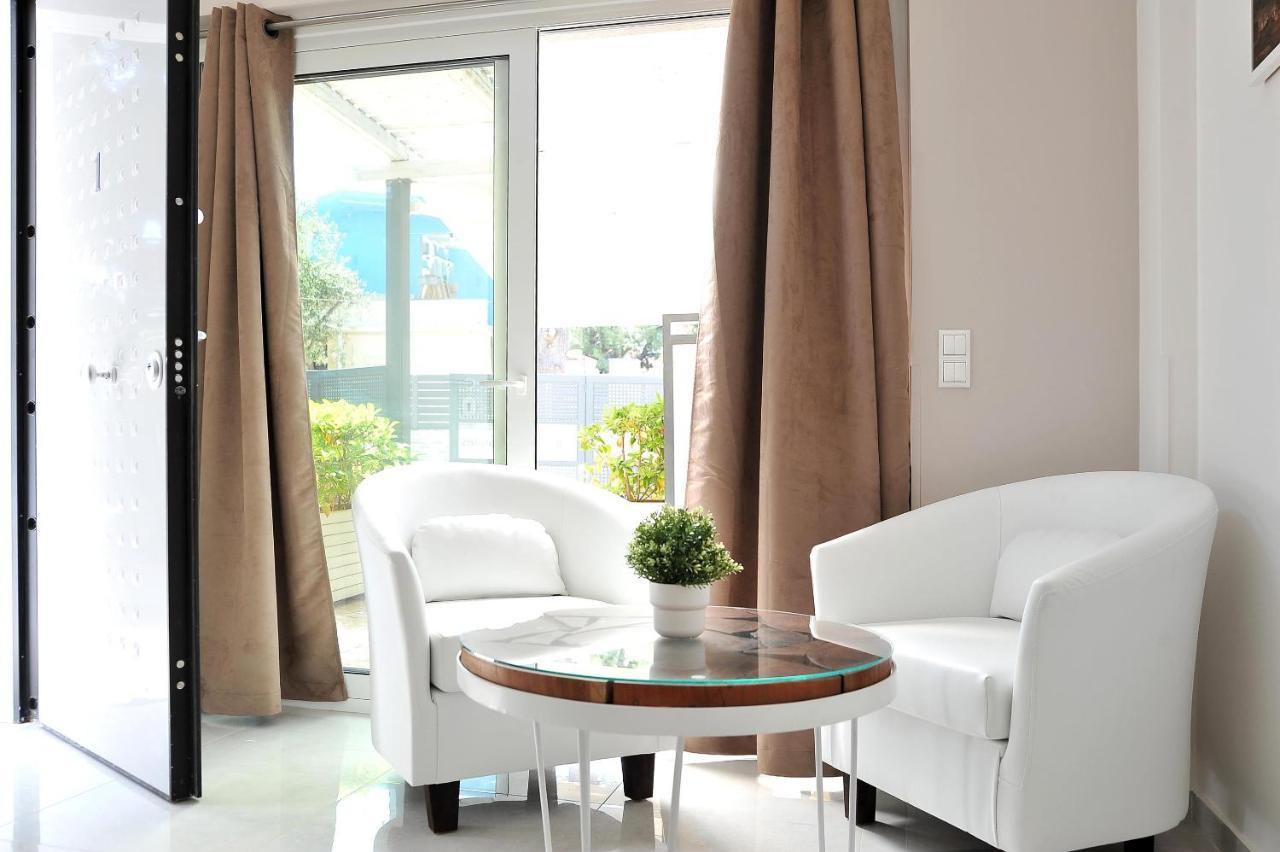 Alekos Luxury Suites Free 24H Transportation From - To Airport Artemida  Eksteriør billede