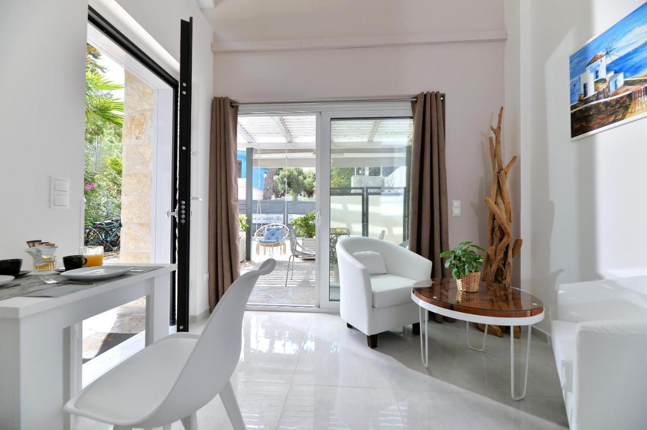 Alekos Luxury Suites Free 24H Transportation From - To Airport Artemida  Eksteriør billede
